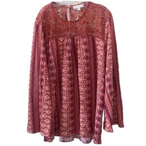 Weekend by Suzanne Betro Crocheted Lace Top Blouse